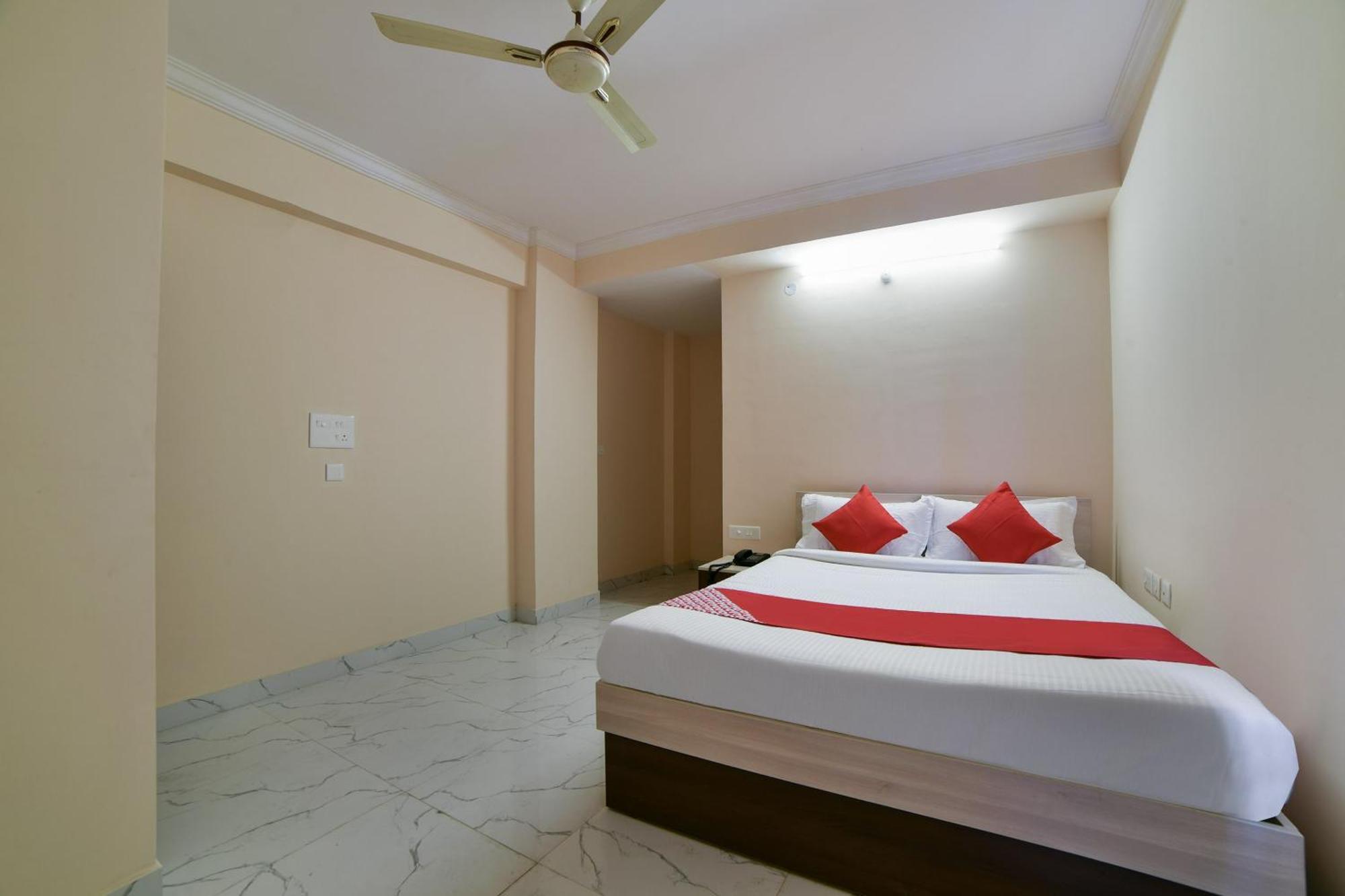 Hotel O Opal Residency Hyderabad Bagian luar foto